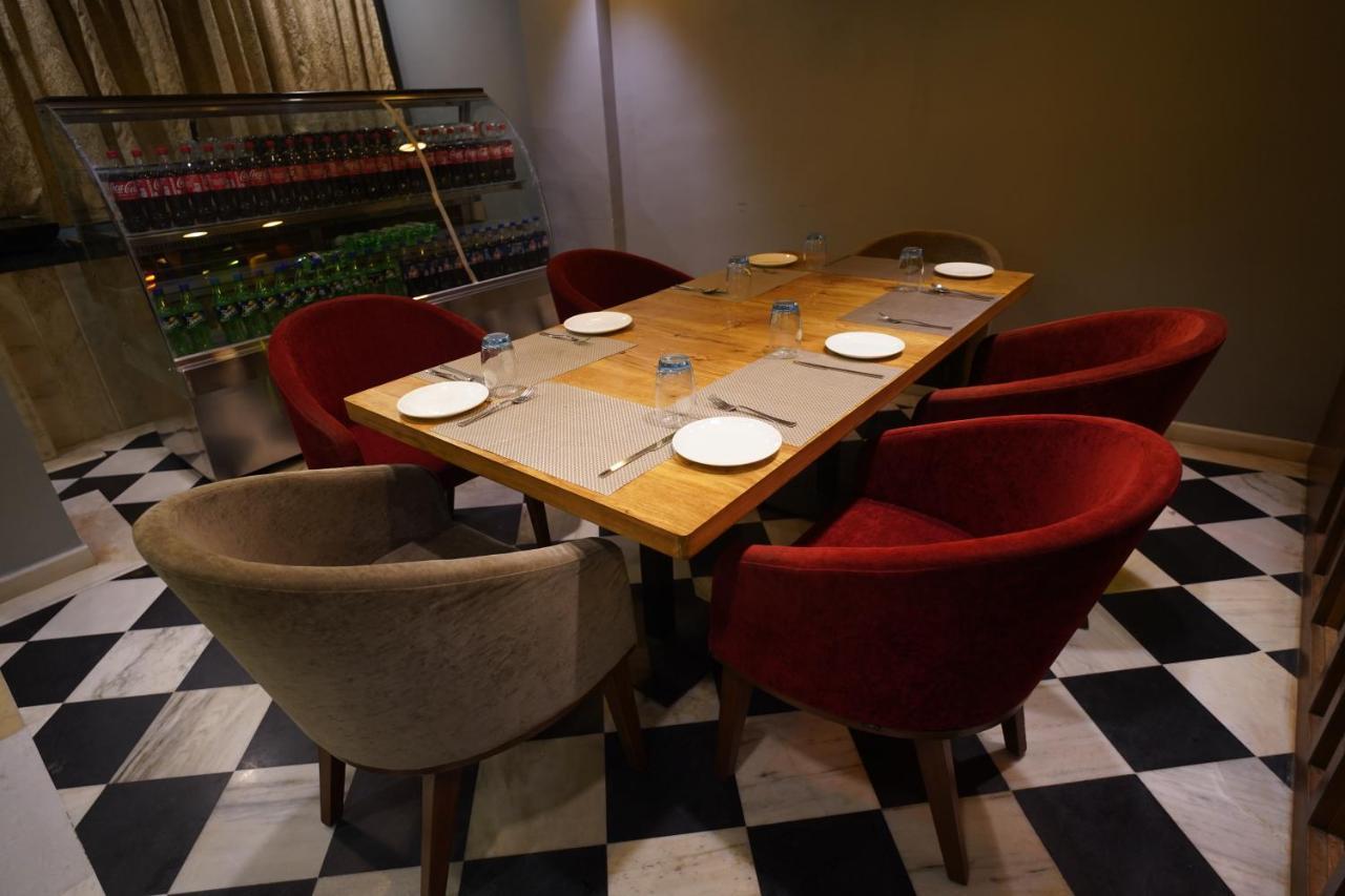 Fabhotel Naivara Boutique Udajpur Exteriér fotografie